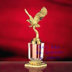 水晶紀(jì)念品 高檔工藝與價(jià)值并存的典藏選擇